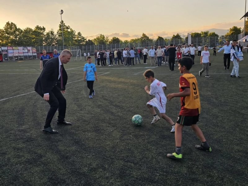 Gölcük Köyler Arası Geleneksel 7. Futbol Turnuvası Başladı