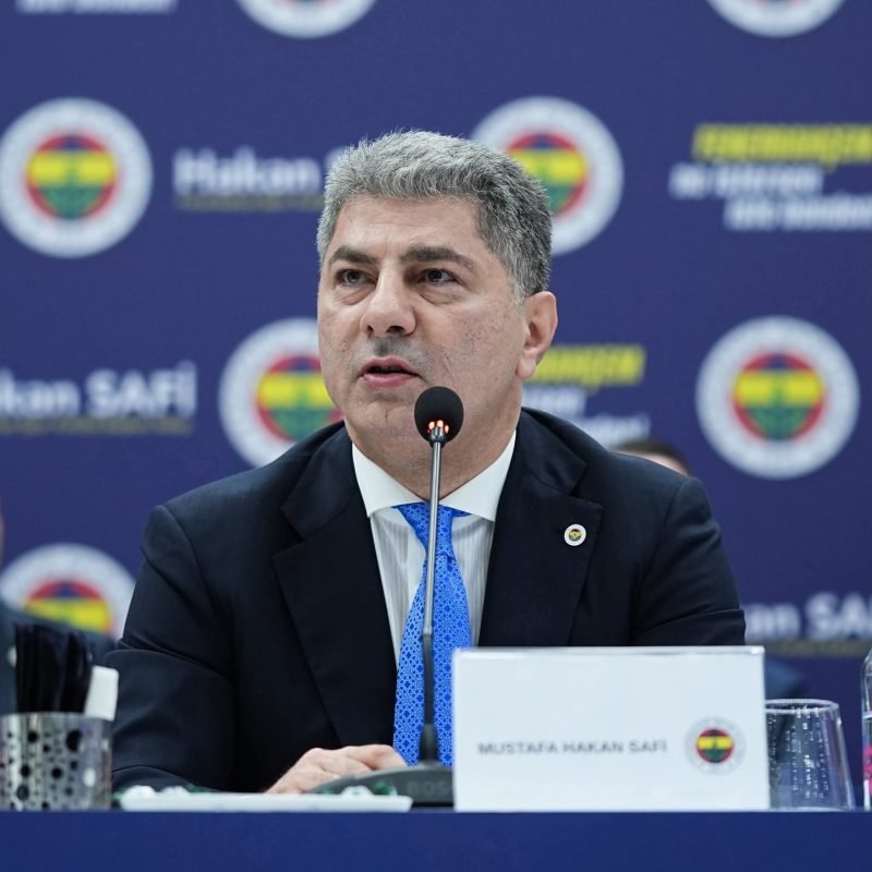 Hakan Safi'den Transfer Şovu: "İki Dünya Yıldızını İstanbul'a Getirdim!"