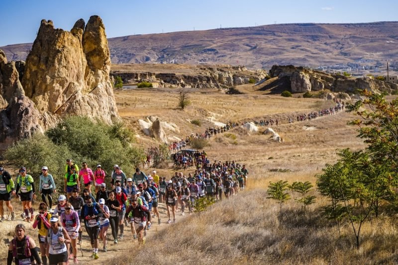 Arnavutluk’tan Kapadokya’ya koşuyor!..