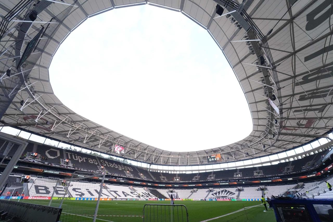 Beşiktaş - Crystal Palace maçından kareler