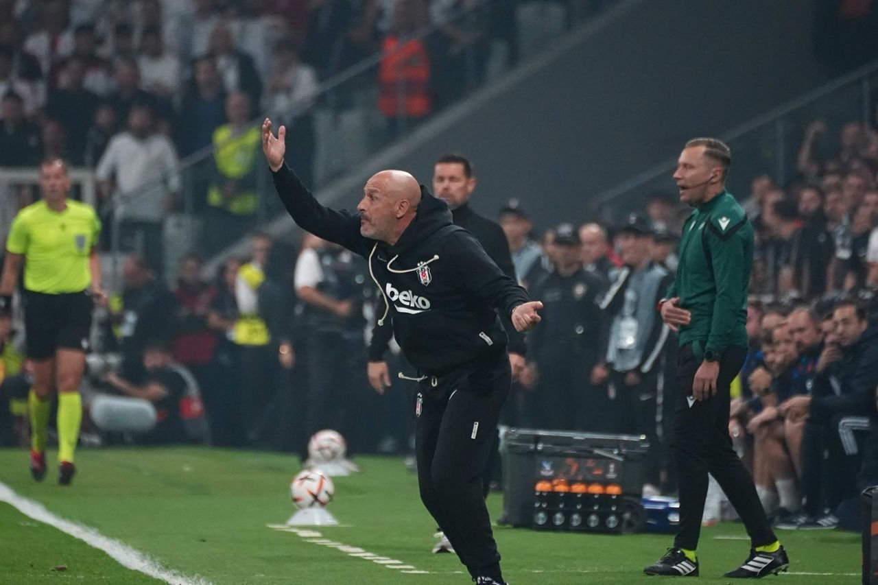 Beşiktaş - Crystal Palace maçından kareler
