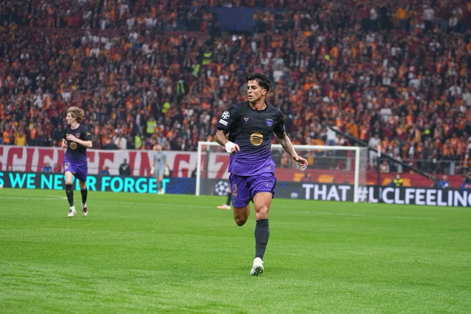 Galatasaray - Barcelona maçından kareler