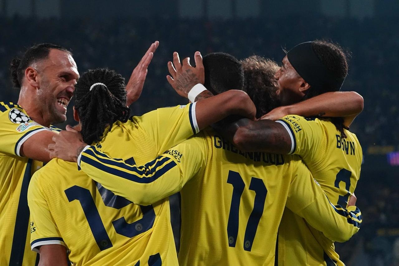 Fenerbahçe - SK Slavia Praha Maçından kareler