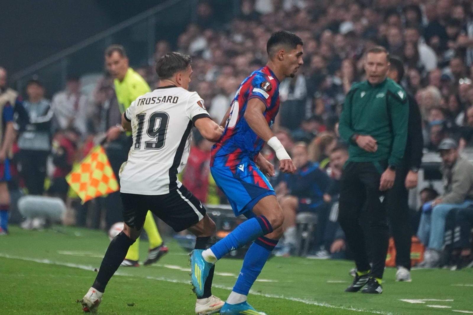 Beşiktaş - Crystal Palace maçından kareler