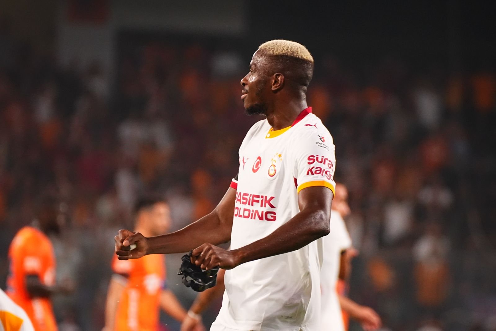 GALATASARAY-BAŞAKŞEHİR MAÇINDAN KARELER