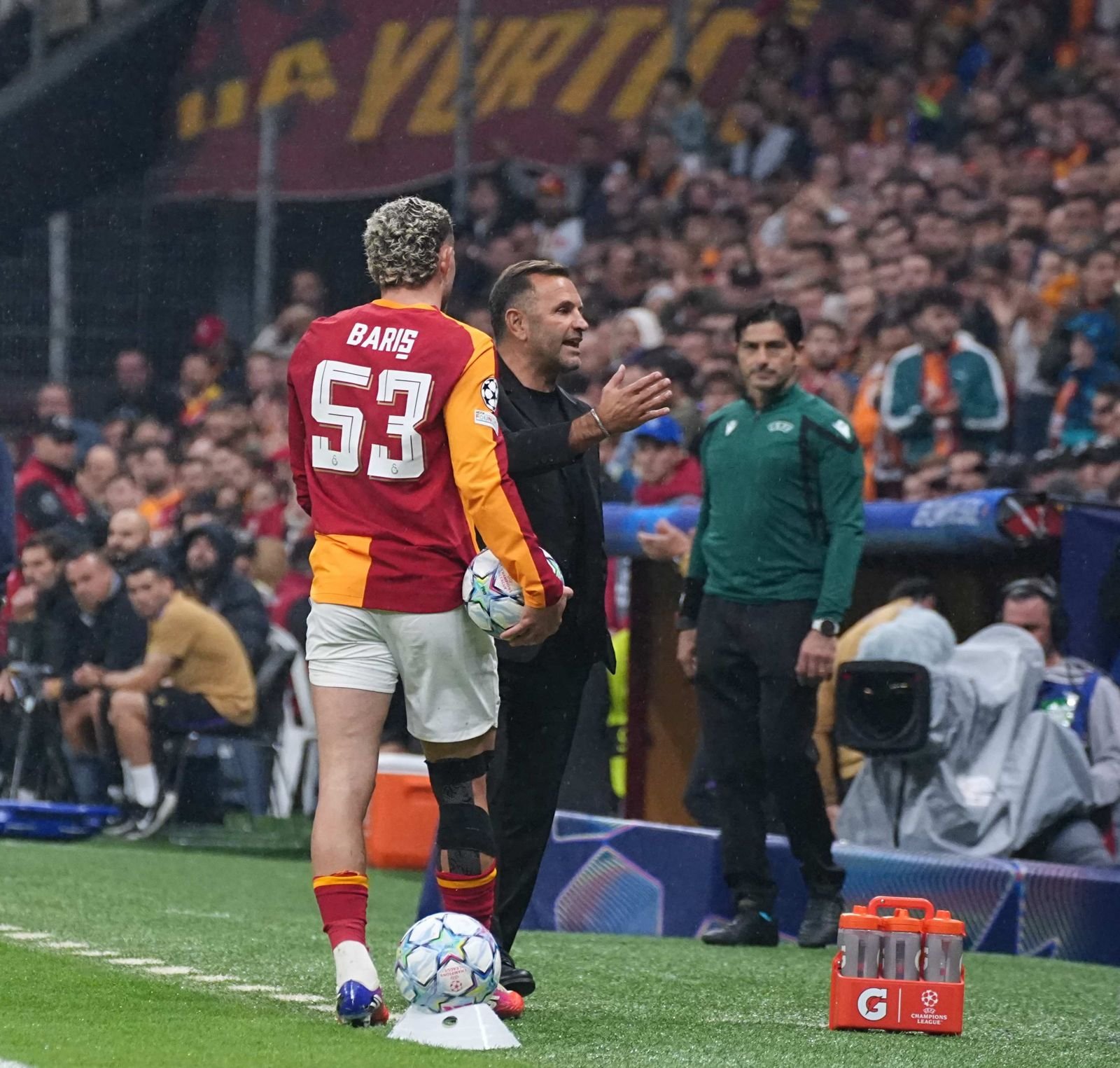 Galatasaray - Barcelona maçından kareler