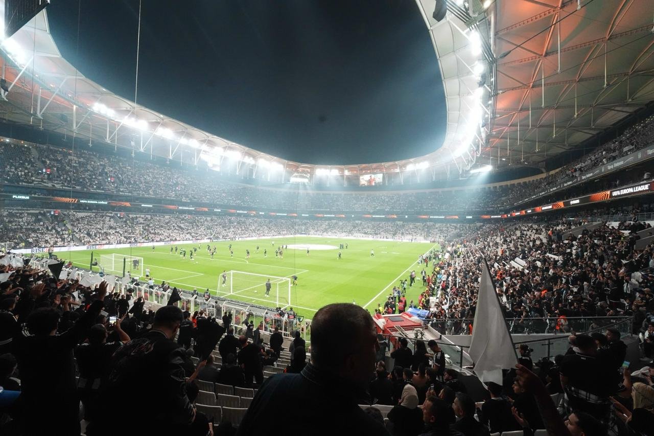 Beşiktaş - Crystal Palace maçından kareler