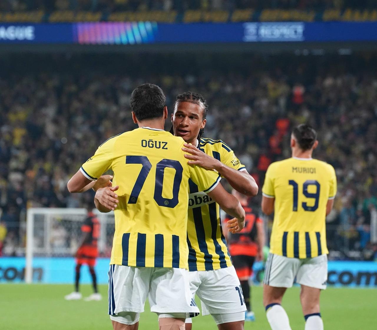 Fenerbahçe - SK Slavia Praha Maçından kareler