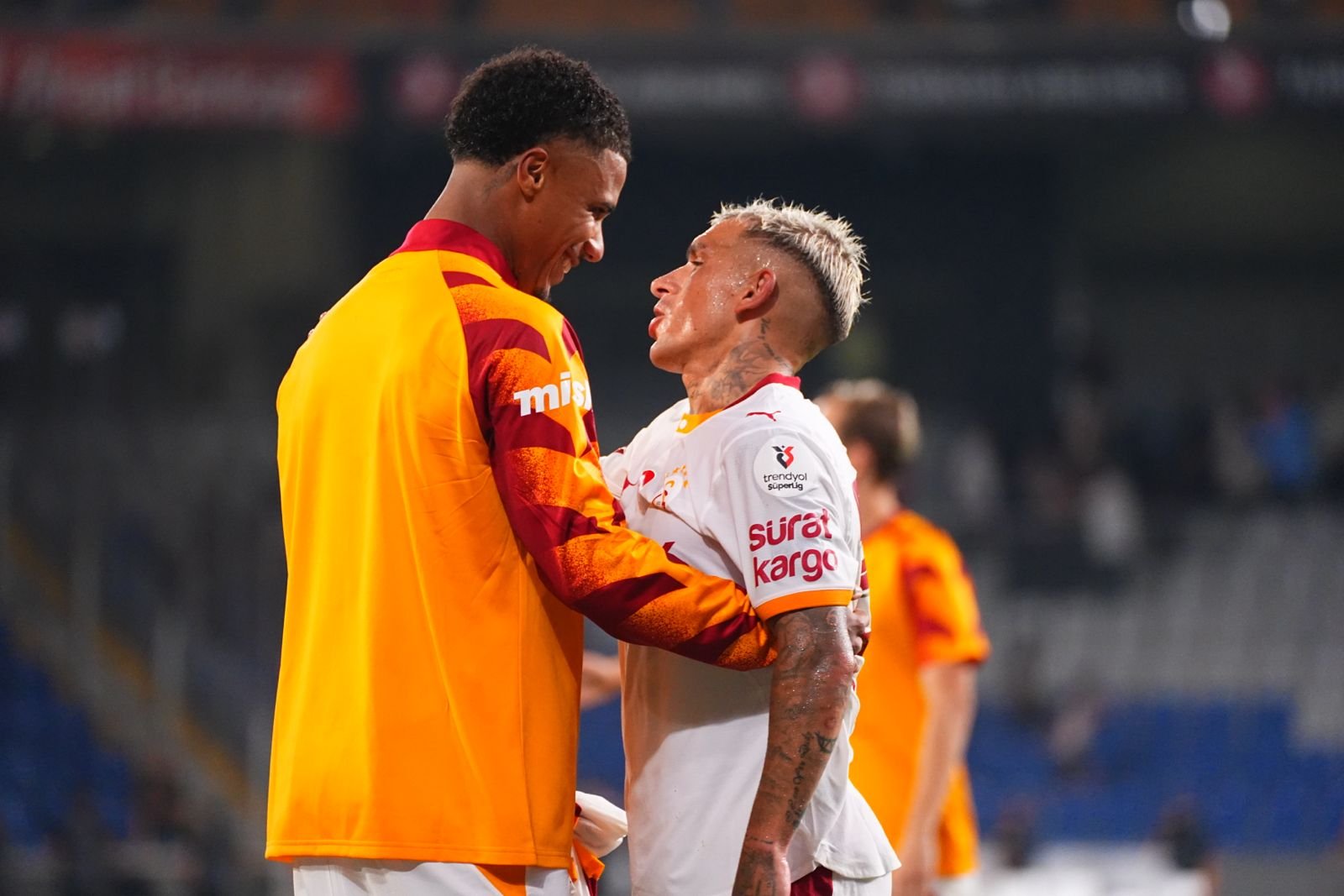GALATASARAY-BAŞAKŞEHİR MAÇINDAN KARELER