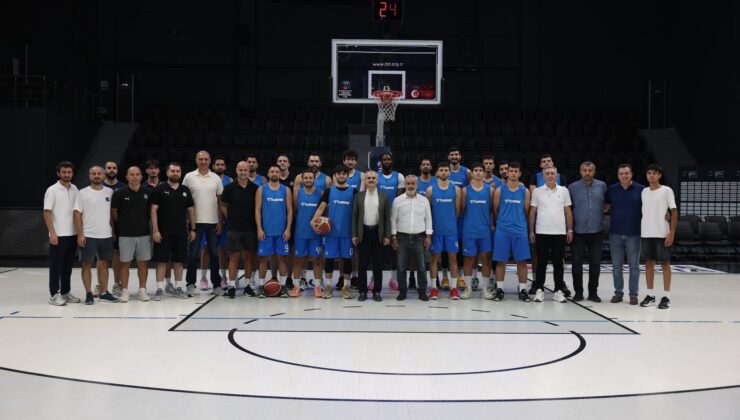 Başkan Çiftçi’den, basketbol takımına sezon öncesi ziyaret