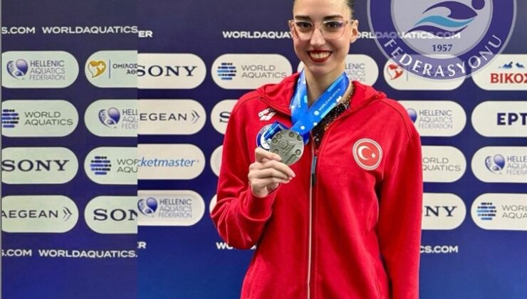 MİLLİ YÜZÜCÜ SELİN HÜRMERİÇ İÇİN TEBRİK MESAJI