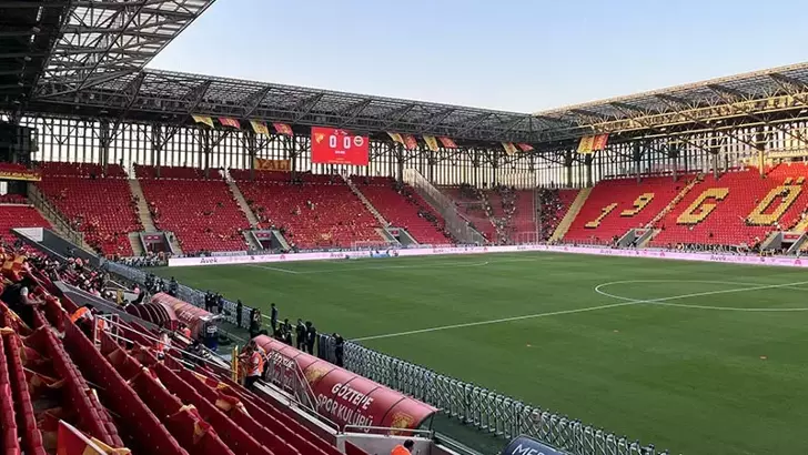 Gürsel Aksel Stadı’nın Kapasitesi Artırıldı