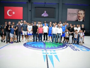 İlkan Karaman Turnuvası’nın kazananı Çayırova Belediyesi
