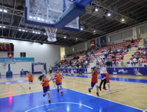 İBB SPOR OKULLARI’NDA YENİ DÖNEM BAŞLADI