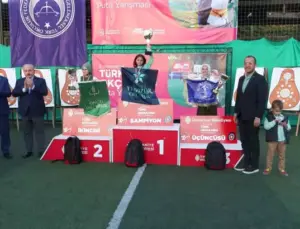 9’uncu Geleneksel Türk Okçuluğu Puta Yarışması gerçekleşti