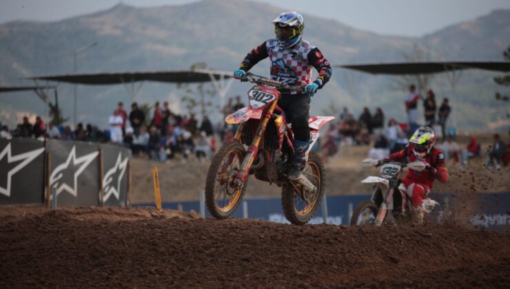 MXGP Türkiye Dünyayı Ekranlara KilitlediZAFER hOLLANDALI JEFFREY HERLİNGS’in OLDU