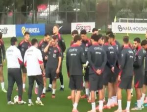 A Milli Takım, Bulgaristan Maçı Hazırlıklarına Riva’da Başladı