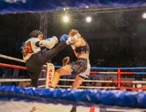 Kocaeli’de kick boks fırtınası esti