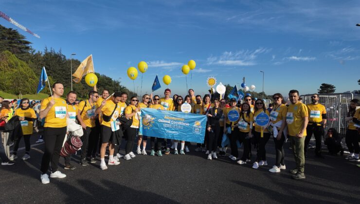 47. İstanbul Maratonu’ndaTohum Otizm Vakfı Adına Koşan Tohum Güneşleri Adımlarını Otizmli Çocukların Eğitimi İçin Attı