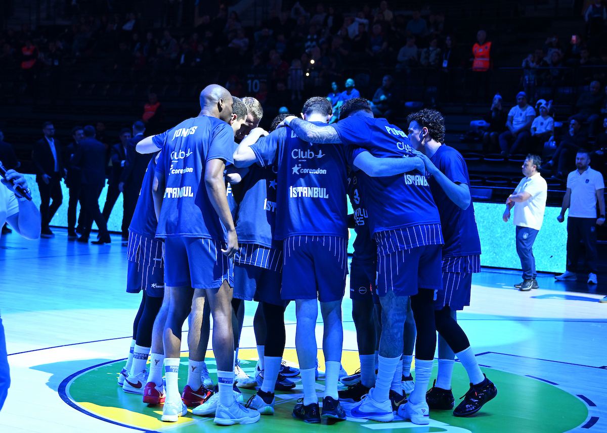 Anadolu Efes, Zalgiris ile karşılaşacak 