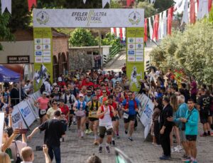 Efeler Yolu Ultra Trail’de madalyalar verildi