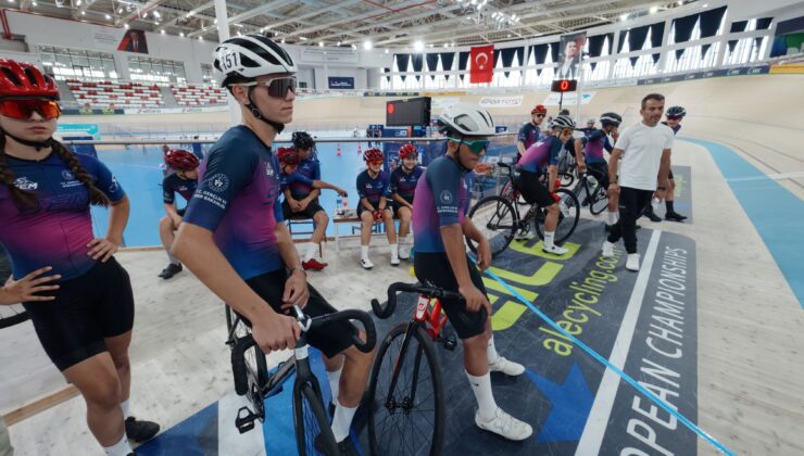 Konya Velodromu’nda Geleceğin Şampiyonları Piste Çıktı: 200 Sporcu Konya’da Buluştu